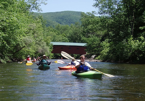 activities_0001_Battenkill Kayaking